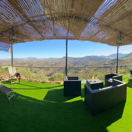 Miralvalle El Gastor Bagian luar foto